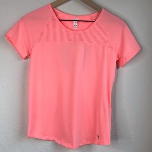 UA Fitted Heat Gear Back Cut-Out Top, Sz S